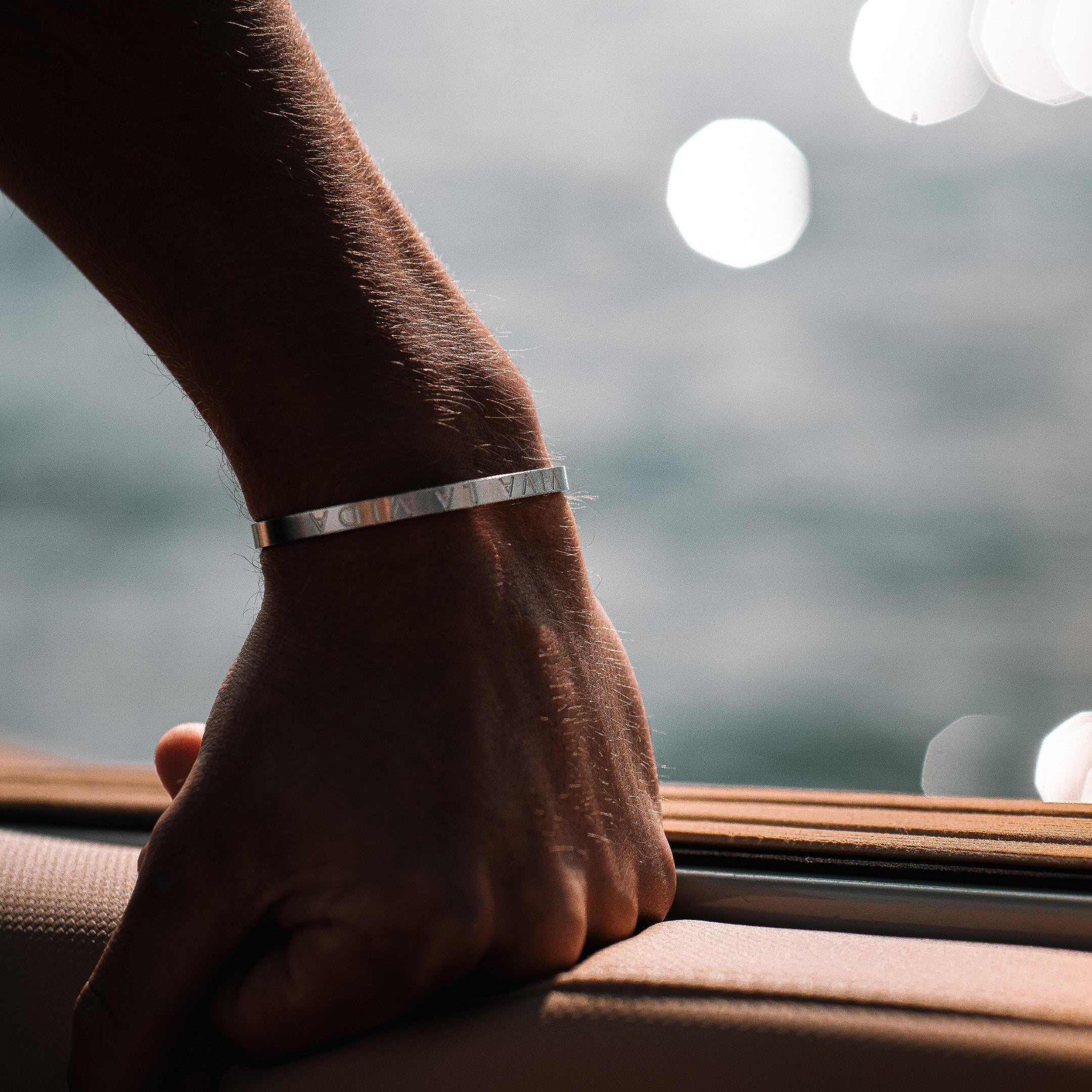 Mantra Cuff VIVA LA VIDA