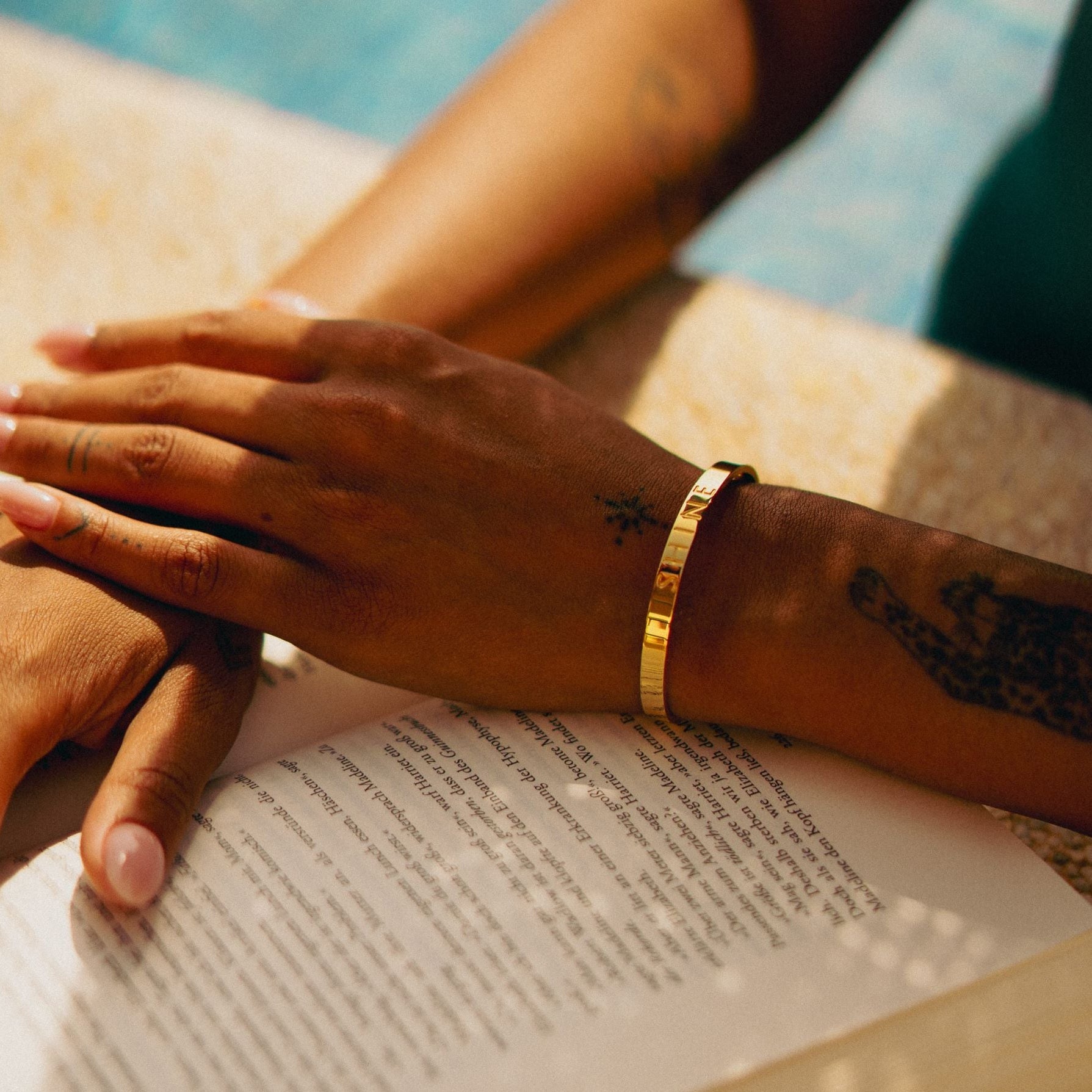 Mantra Cuff SHINE