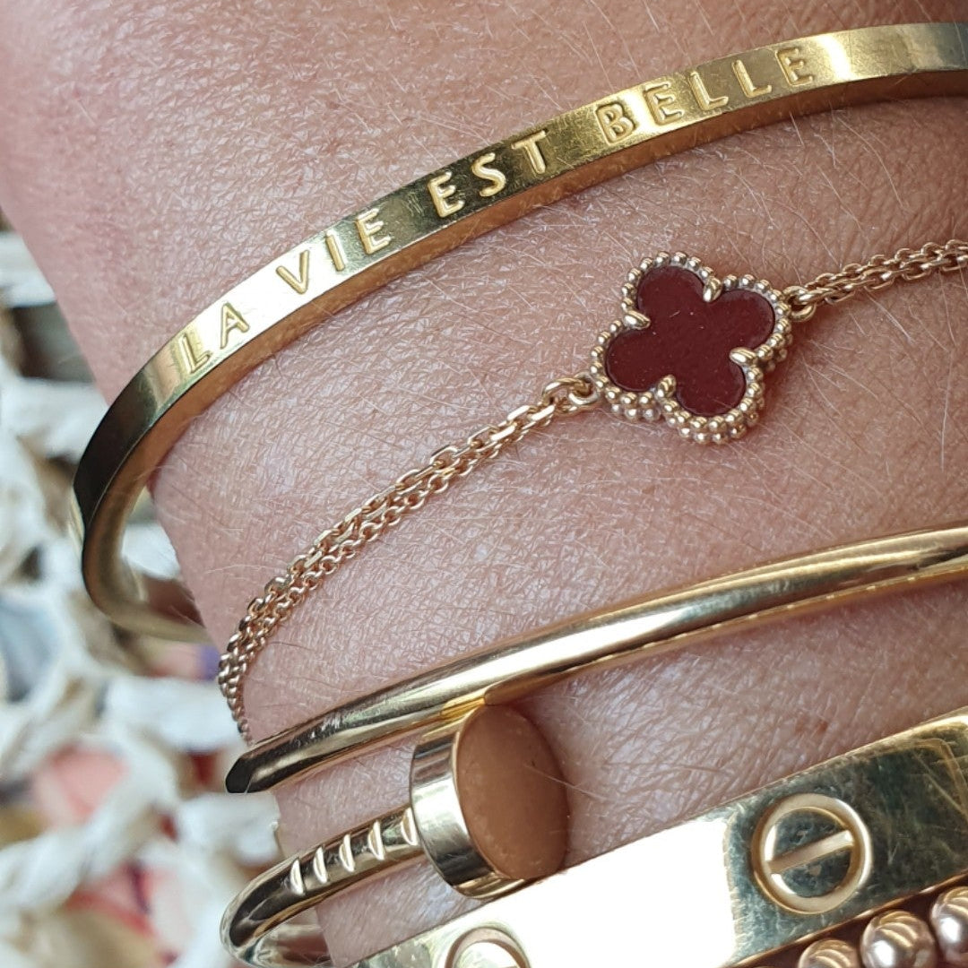 Mantra Cuff LA VIE EST BELLE