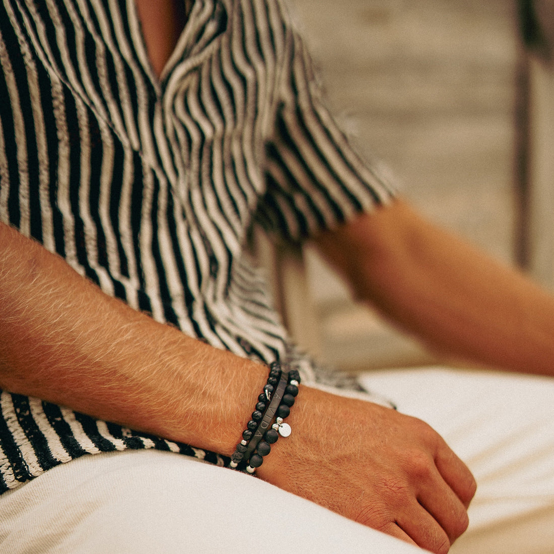 Mantra Cuff VIVA LA VIDA